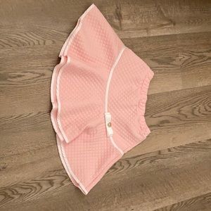 Hi I am selling this really cute outfit!